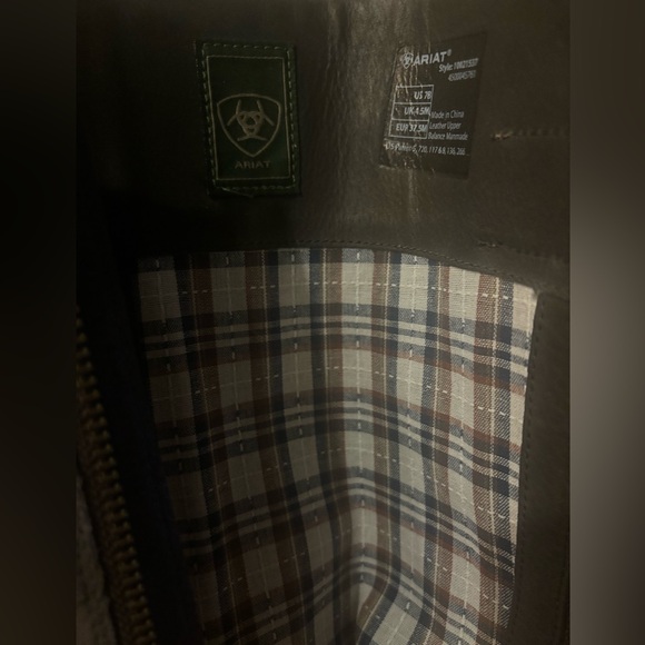 NWOT- New Ariat Stoneleigh waterproof brown suede zip boot - Picture 7 of 13